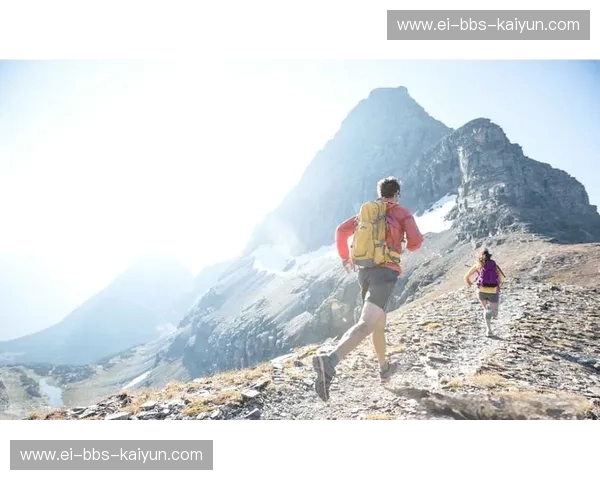 越野跑计步器：带你征服每一段泥土与山巅